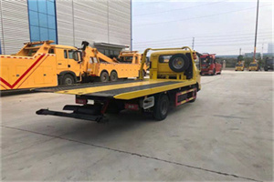 港北非事故拖车