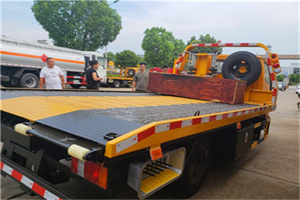 港北附近拖车电话号码服务