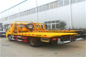 港北附近拖车救援搭电